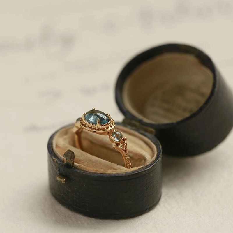Women's Fashion Personality Vintage Topaz Ring 