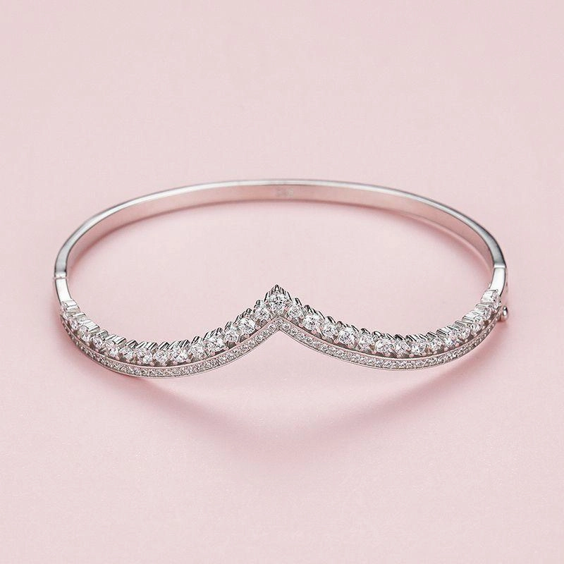 Women's Fashion Silver V-Shaped Crown Bracelet