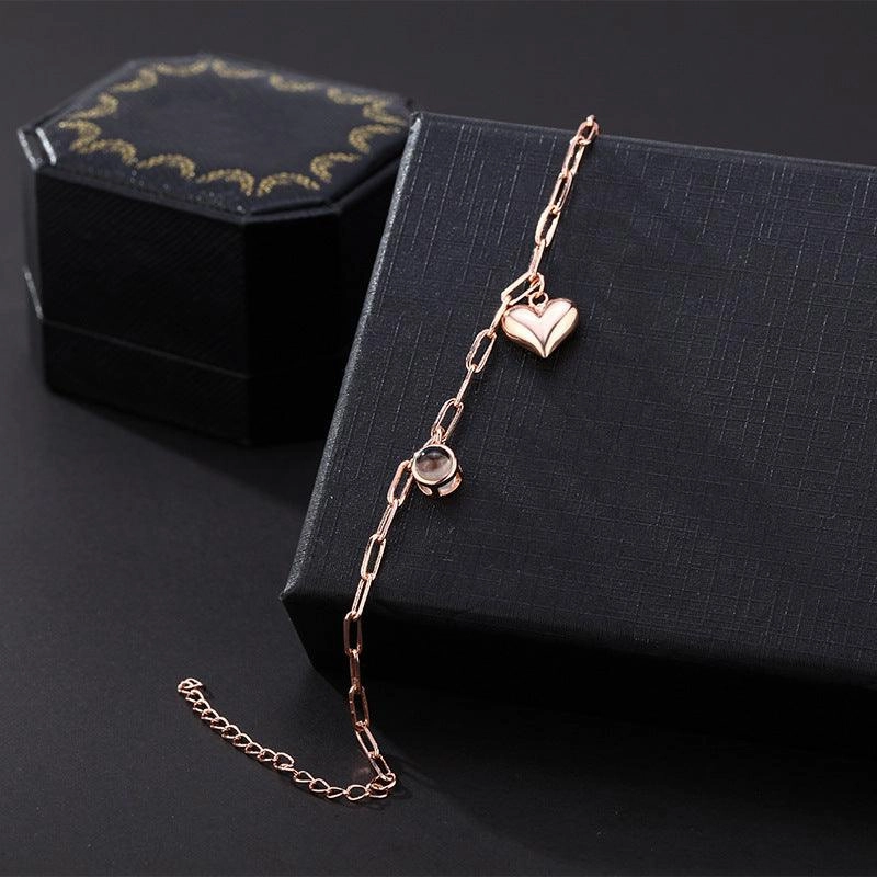 Women's Fashion Simple Geometric Projection Bracelet