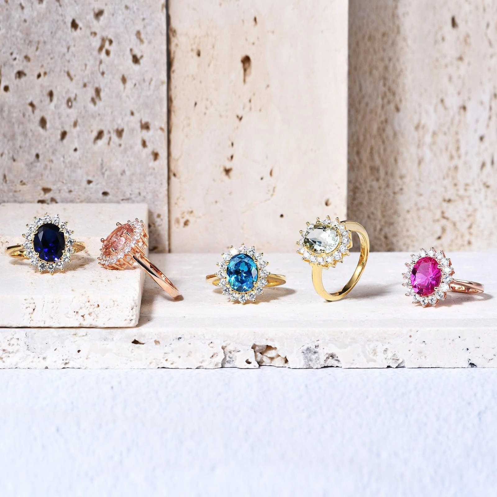Women's Fashion Simple Ring Inlaid With Gem 