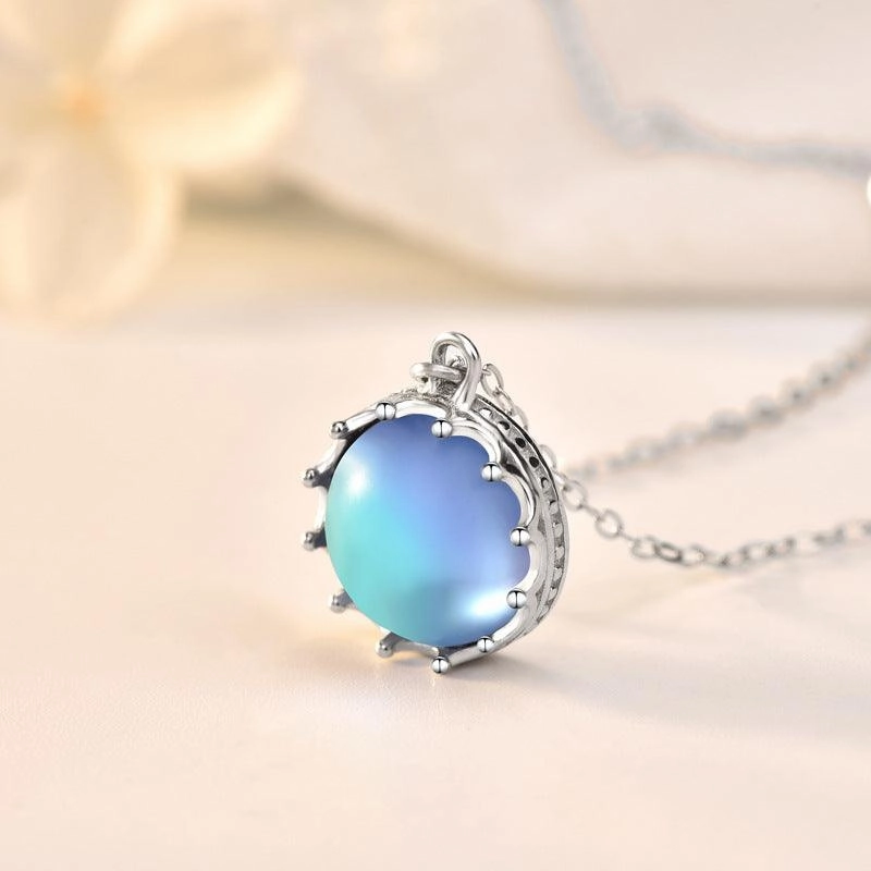 Women's Fashion Simple Sterling Silver Moonstone Pendant Necklace