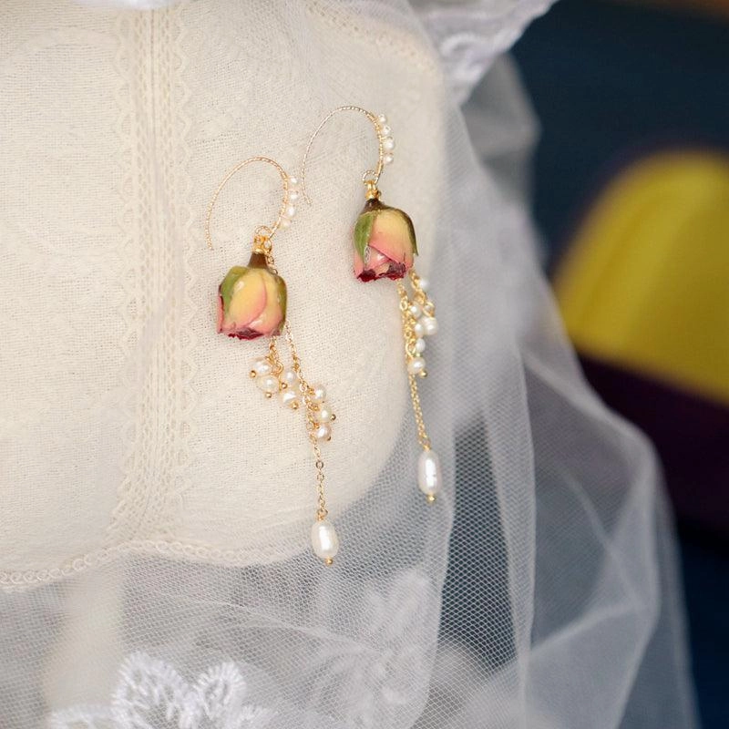 Women's Fashion Vintage Rose Earrings