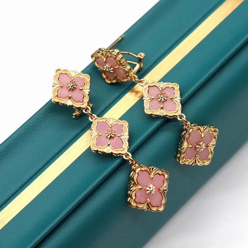 Women's Fashionable Airy Floral Four Leaf Clover Earrings