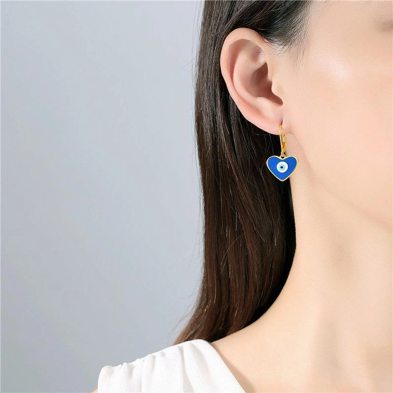 Women's Fashionable Heart Shaped Sterling Silver Earrings 