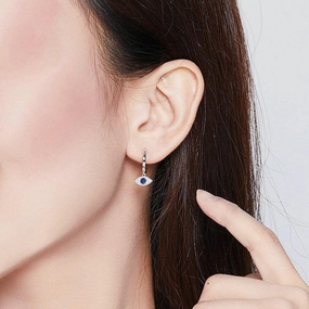 Women's Fashionable Simple Earrings In Sterling Silver 