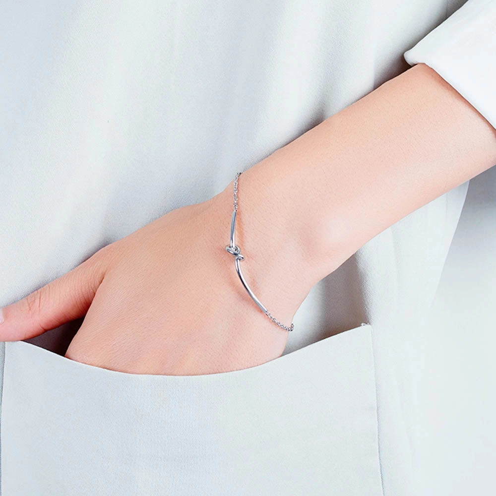 Women's knot bracelet - steel
