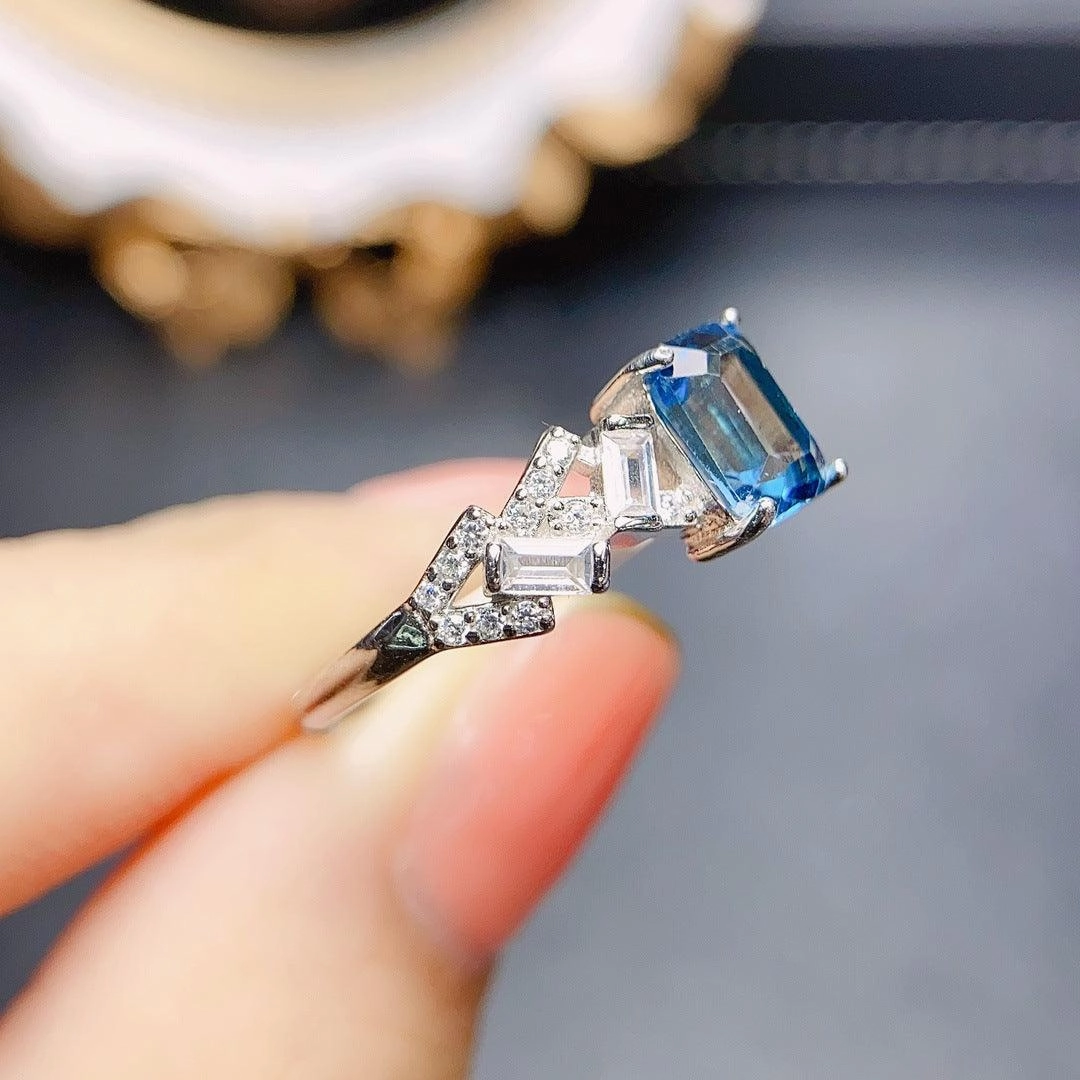 Women's Natural Topaz S925 Silver Ring