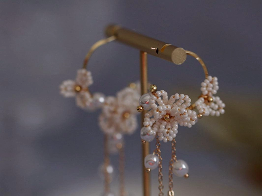 Women's Rice Pearl Flower Tassel Earrings