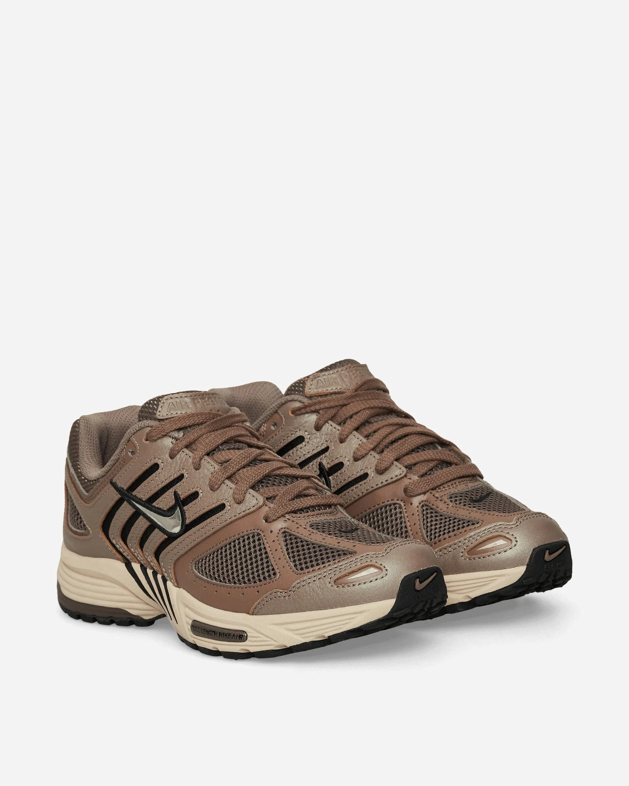 Nike Air Pegasus 2005 COR Sneakers in Minkbraun / Eisenstein