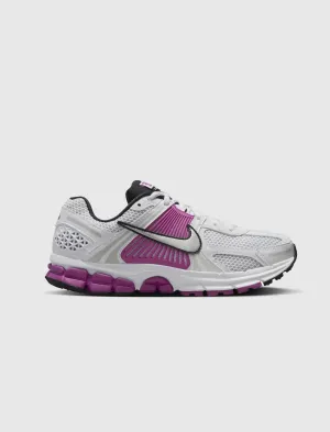 NIKE ZOOM VOMERO 5 FÜR DAMEN 