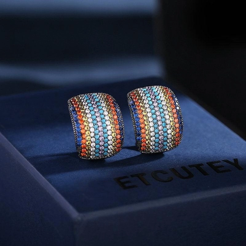 Zircon Inlaid Silver Pin Earrings Elegant Temperament