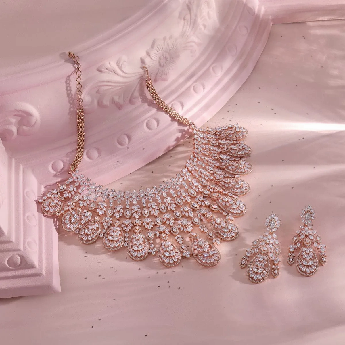 Zircon Necklace 169401