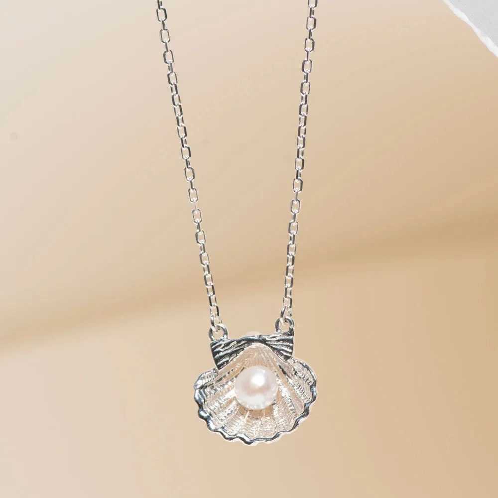 Zoe &amp; Morgan x Walker &amp; Hall Camino Pearl Pendant - Sterling Silver
